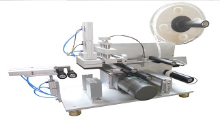 哪些因素决定贴标机的性能好坏