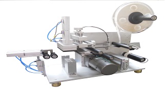 不干胶贴标机有哪些特点?