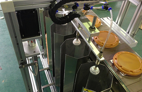 自动上料盖子贴标机