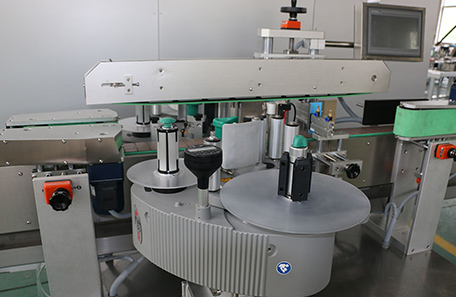 蜂蜜瓶双面贴标机