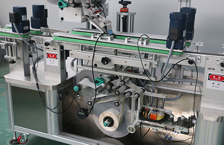 箱子上下面贴标机