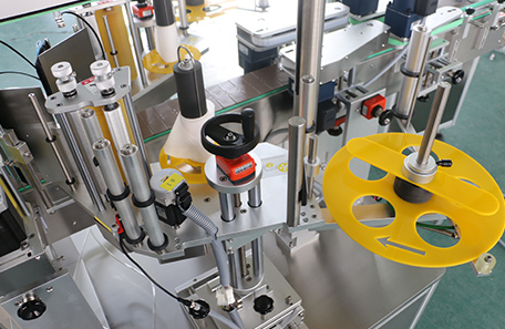 双面定点定位贴标机