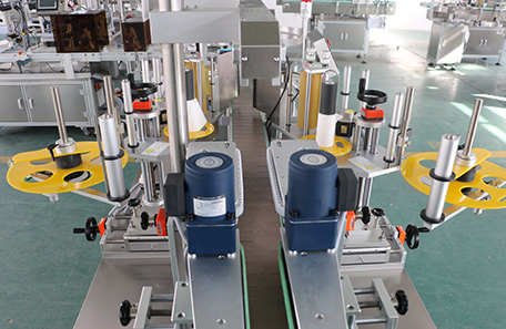 双面定点定位贴标机