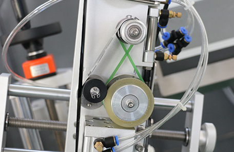 分页双标贴标机