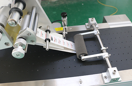 分页双标贴标机