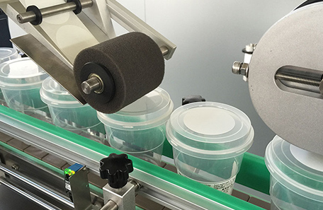 杯顶及侧面贴标机