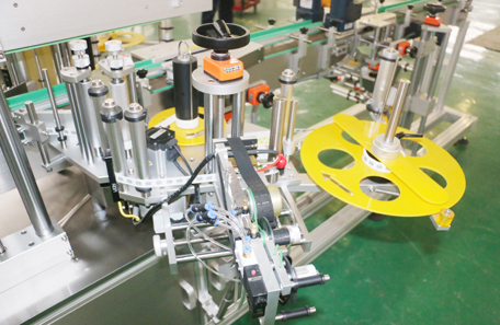 底面双侧面不干胶贴标机