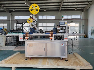 2025.6.6马耳他卧式单标多面不干胶贴标机